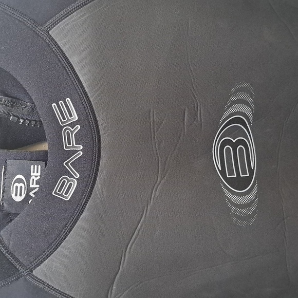 Bare 2mm Velocity Shorty Wetsuit - Size 3XL - Picture 3 of 9